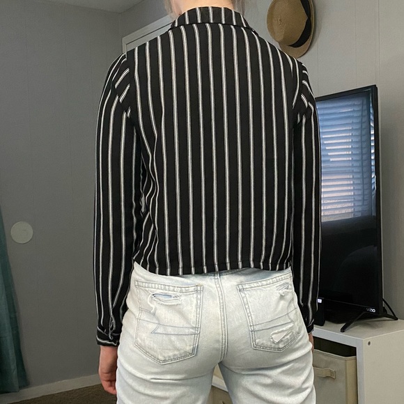 black and white pin stripe button up blouse - Picture 3 of 6